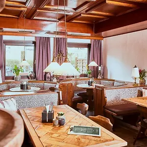  Hotel Boutique-gasthof Ueberfuhr Austria